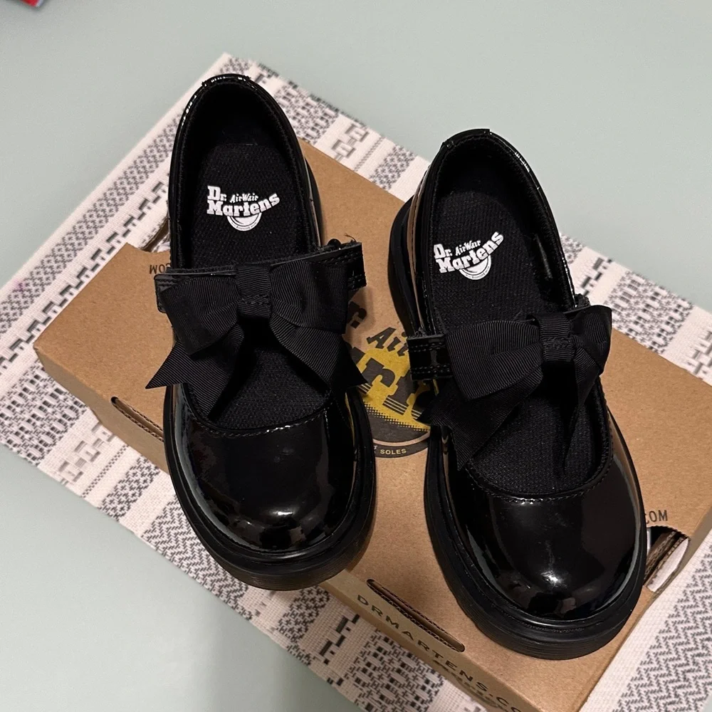 Dr. Martens Kids Glossy Black Dress Shoes - Picture 2 of 8
